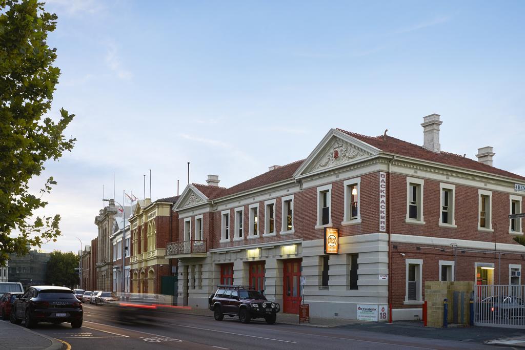 Old Fire Station Backpackers Hostel Περθ Εξωτερικό φωτογραφία